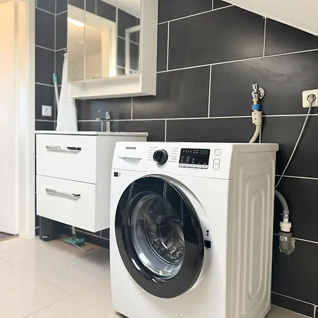 Moderne Dg In Apartment *